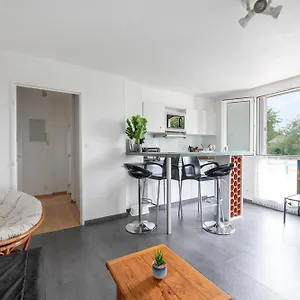 https://t2-rangueil-terrasse-2-parkings-4-personnes.midi-pyreneeshotels.com