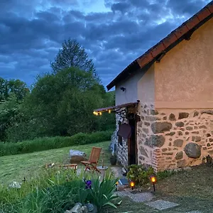 Maisonnette Chaleureuse De 35m2 Miremont (Puy-de-Dome)